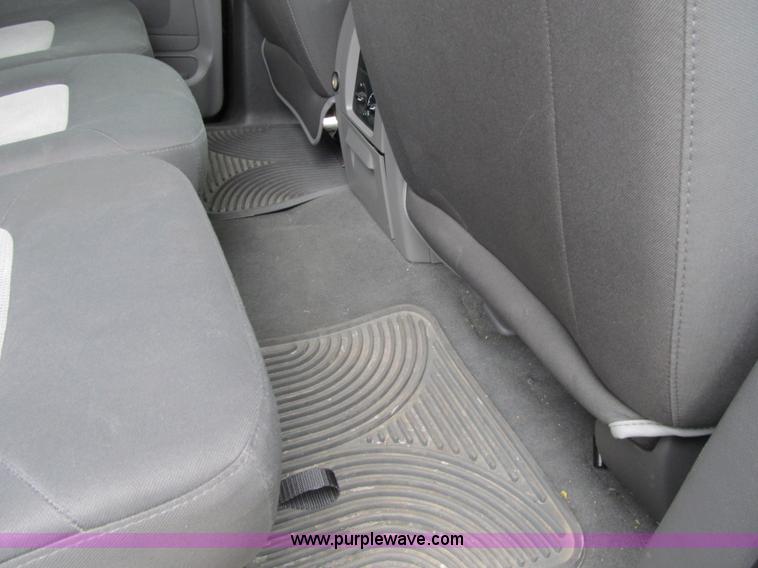 image for item F8806 2005 Ford Expedition XLT SUV