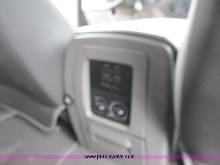 image for item F8806 2005 Ford Expedition XLT SUV