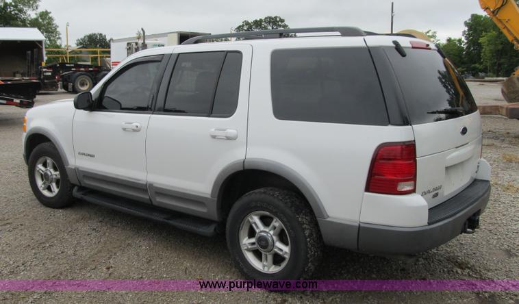 image for item F8807 2002 Ford Explorer XLT SUV