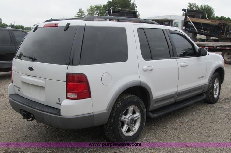 image for item F8807 2002 Ford Explorer XLT SUV
