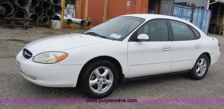 image for item F8808 2001 Ford Taurus SES