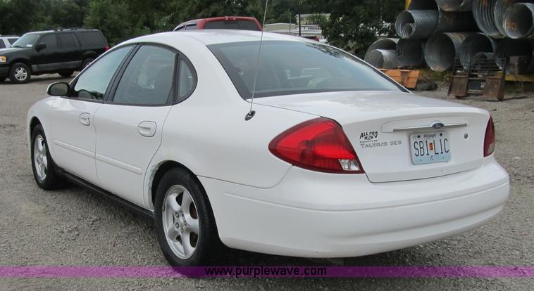 image for item F8808 2001 Ford Taurus SES