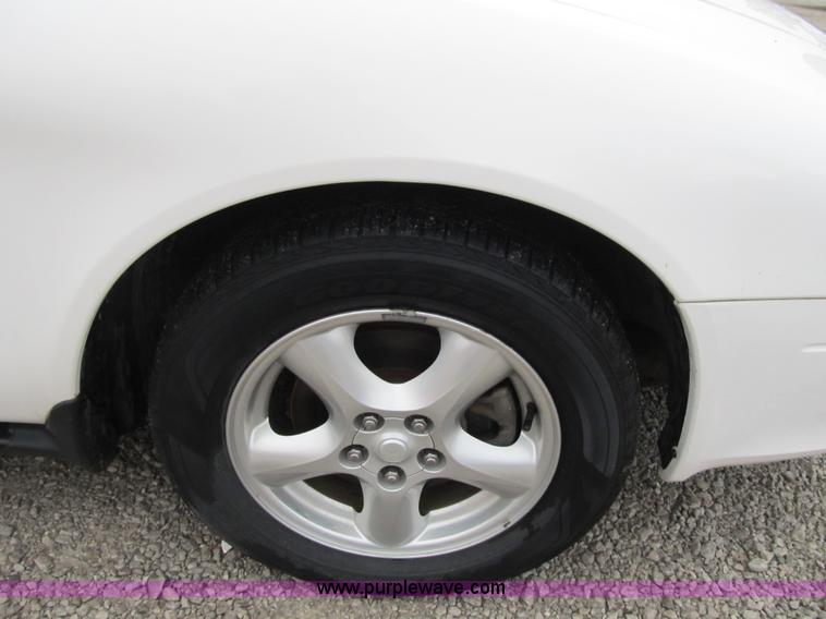 image for item F8808 2001 Ford Taurus SES