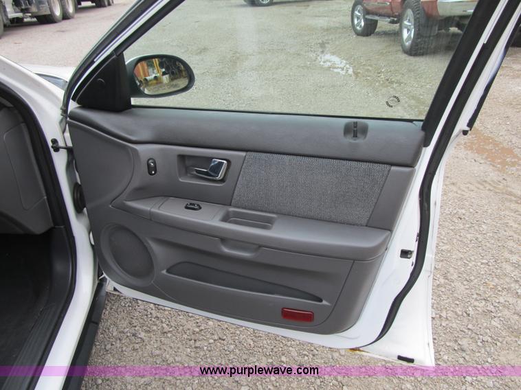 image for item F8808 2001 Ford Taurus SES