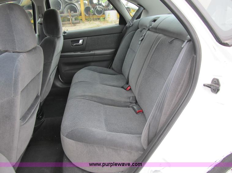 image for item F8808 2001 Ford Taurus SES