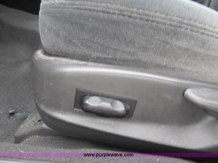 image for item F8808 2001 Ford Taurus SES