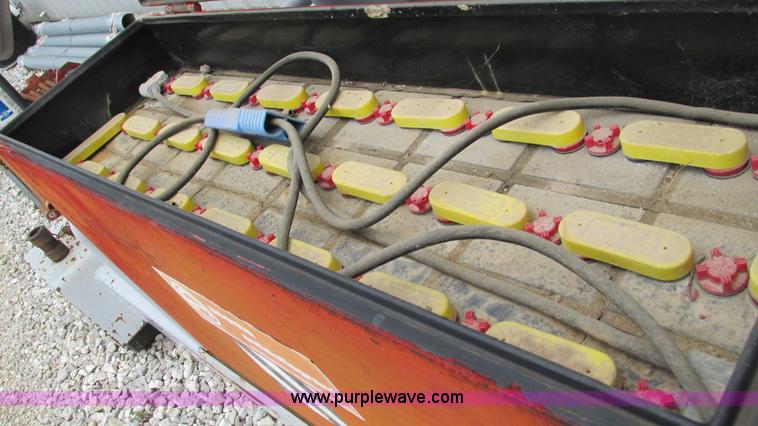 image for item G9291 Valla 75E electric crane