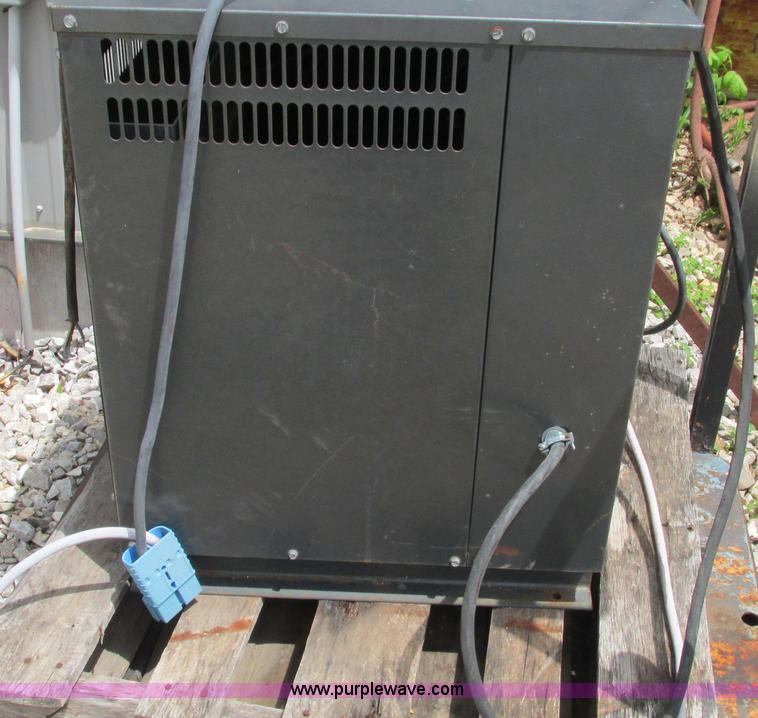 image for item G9291 Valla 75E electric crane