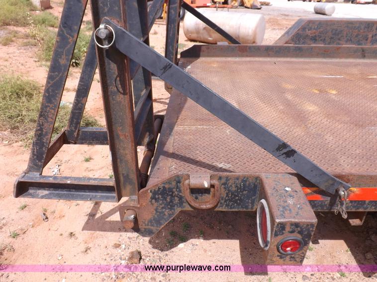 image for item H1788 2000 Fannin Fabrication Road Hog equipment trailer