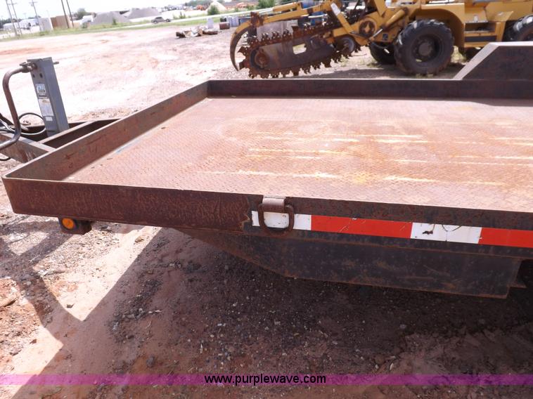 image for item H1788 2000 Fannin Fabrication Road Hog equipment trailer