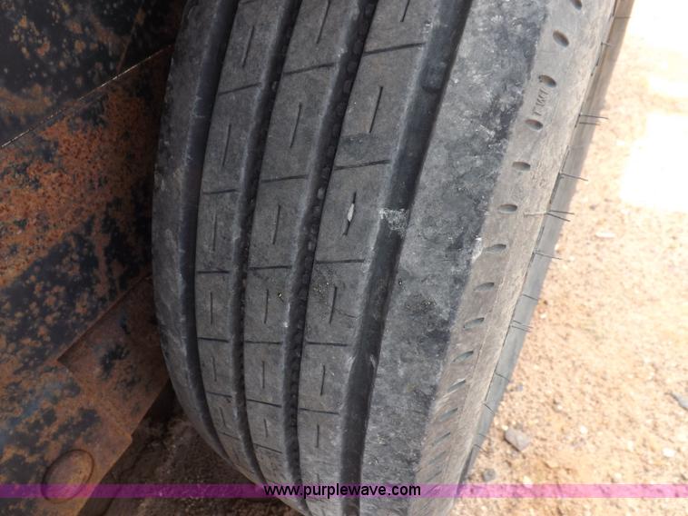 image for item H1788 2000 Fannin Fabrication Road Hog equipment trailer