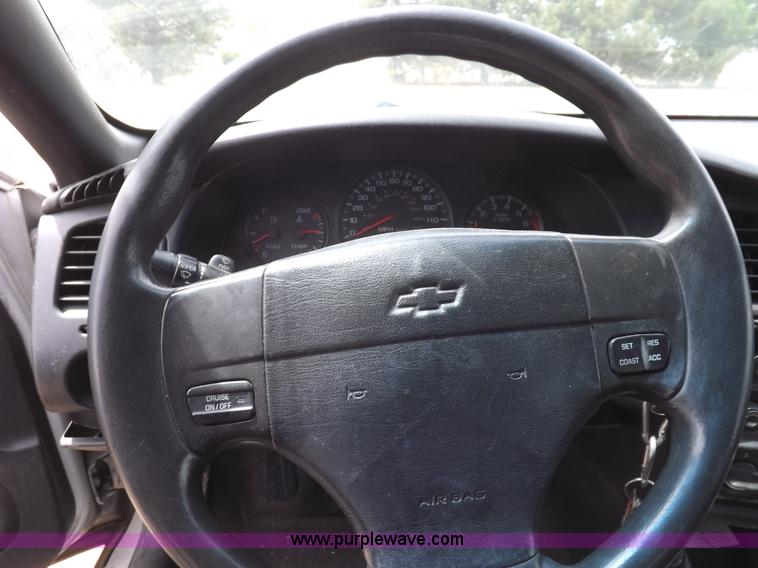 image for item H1904 2002 Chevrolet Monte Carlo LS