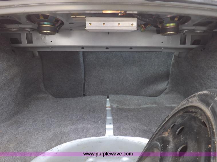 image for item H1904 2002 Chevrolet Monte Carlo LS