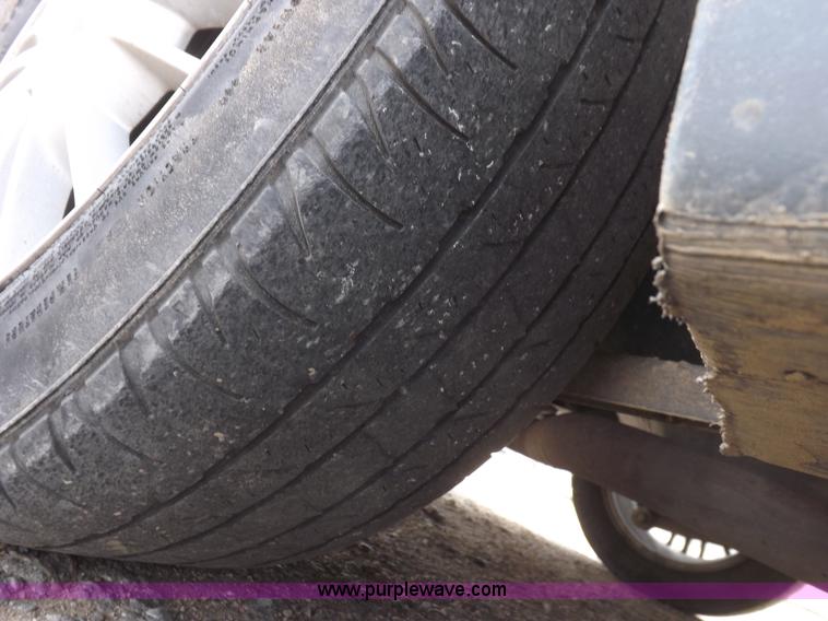 image for item H1904 2002 Chevrolet Monte Carlo LS