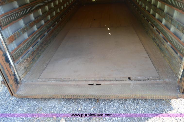 image for item H2852 Brown 22.5' cargo van box