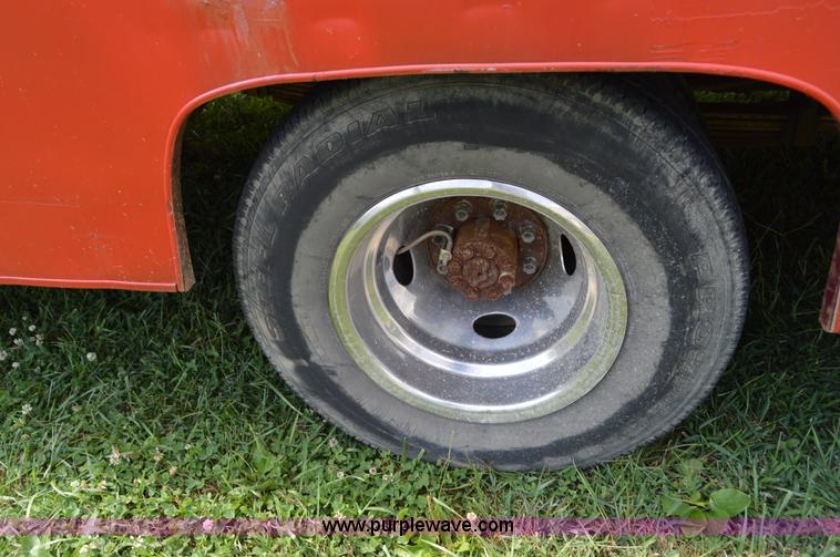 image for item H2857 1989 GMC 3500 car hauler truck