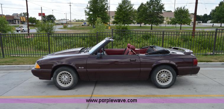 image for item H2858 1991 Ford Mustang LX convertible