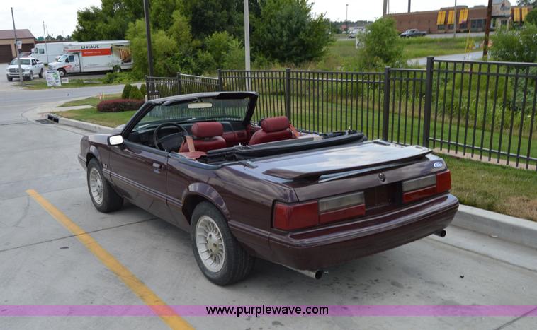 image for item H2858 1991 Ford Mustang LX convertible