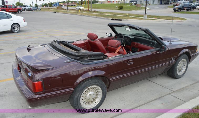 image for item H2858 1991 Ford Mustang LX convertible