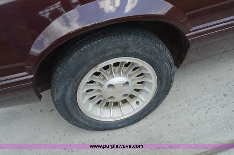 image for item H2858 1991 Ford Mustang LX convertible