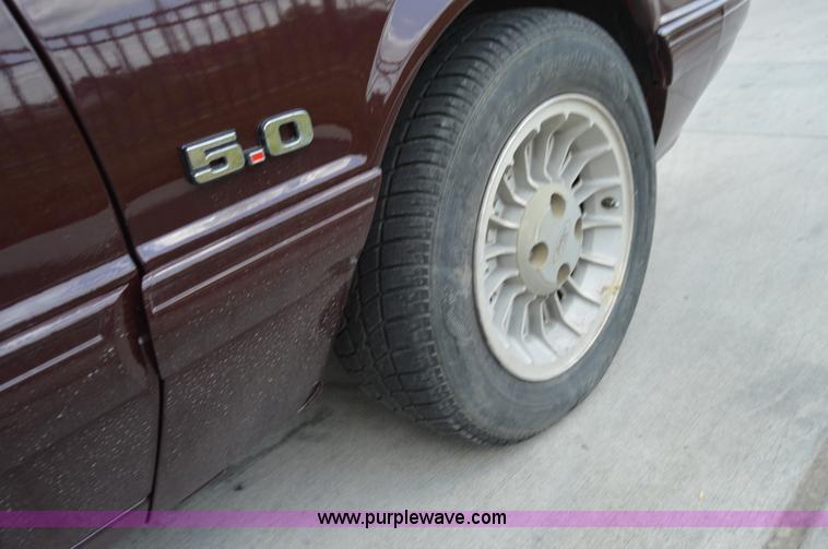 image for item H2858 1991 Ford Mustang LX convertible