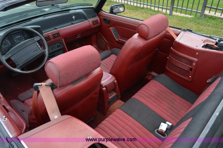image for item H2858 1991 Ford Mustang LX convertible
