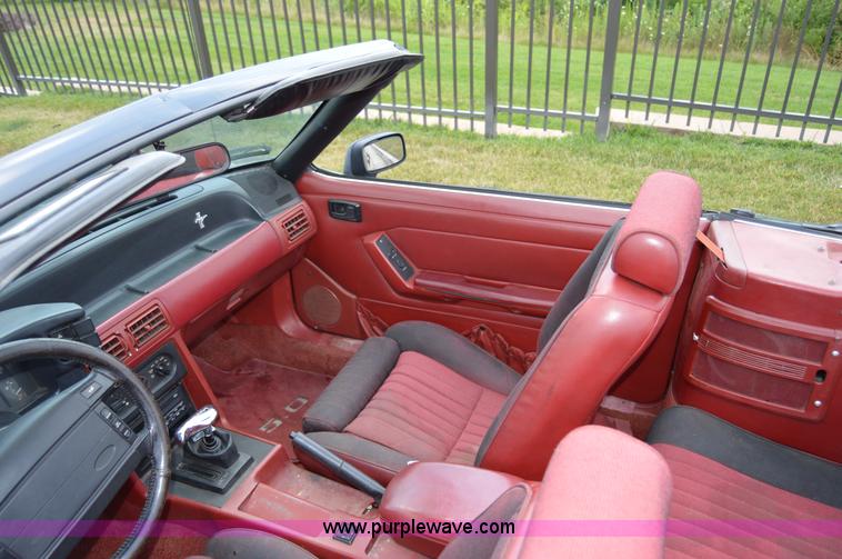 image for item H2858 1991 Ford Mustang LX convertible