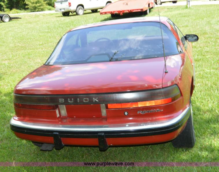image for item H2861 1989 Buick Reatta