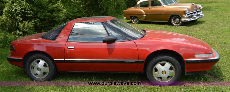 image for item H2861 1989 Buick Reatta