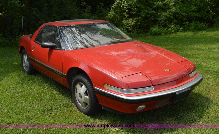 image for item H2861 1989 Buick Reatta