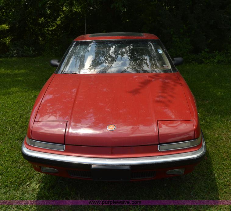 image for item H2861 1989 Buick Reatta