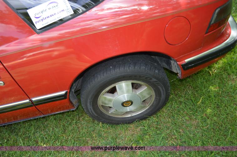 image for item H2861 1989 Buick Reatta