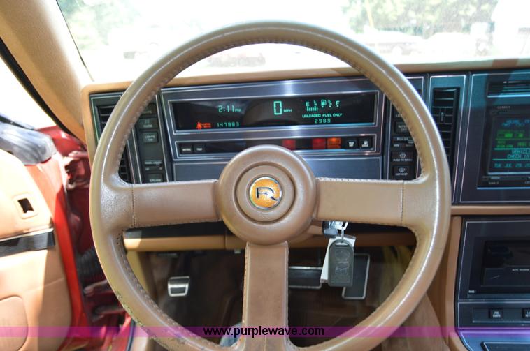 image for item H2861 1989 Buick Reatta