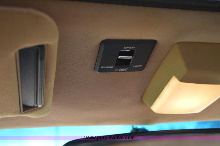 image for item H2861 1989 Buick Reatta