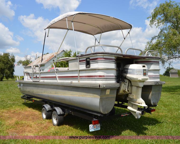 image for item H2870 1988 Playcraft pontoon boat