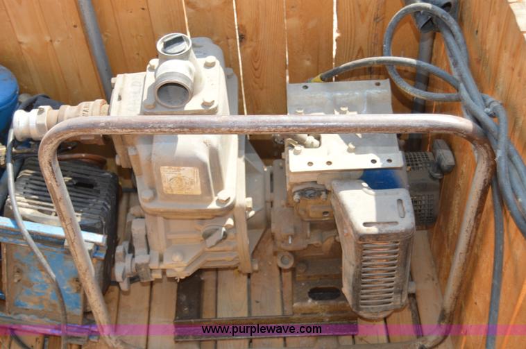 image for item H2877 Assorted power tools