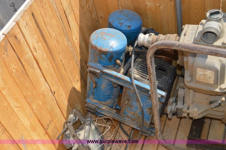 image for item H2877 Assorted power tools