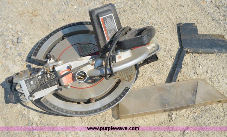 image for item H2877 Assorted power tools