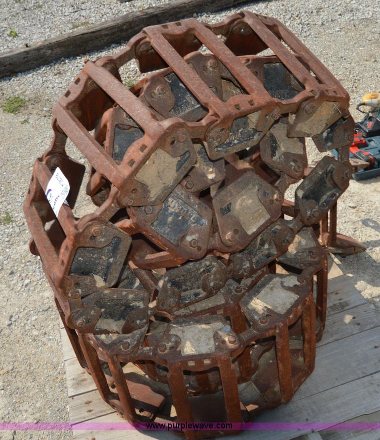 image for item H2878 Grouser steel skid steer tracks