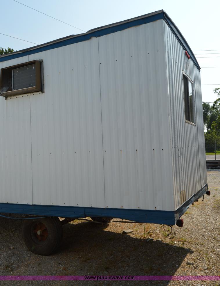 image for item H2882 1989 Technition office trailer