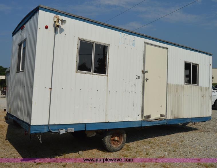 image for item H2882 1989 Technition office trailer