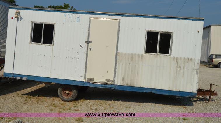 image for item H2882 1989 Technition office trailer