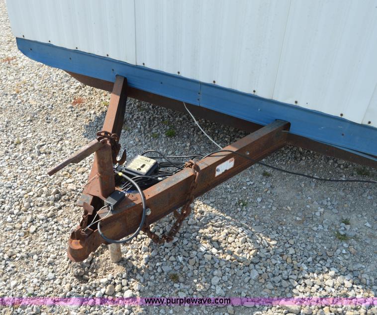 image for item H2882 1989 Technition office trailer