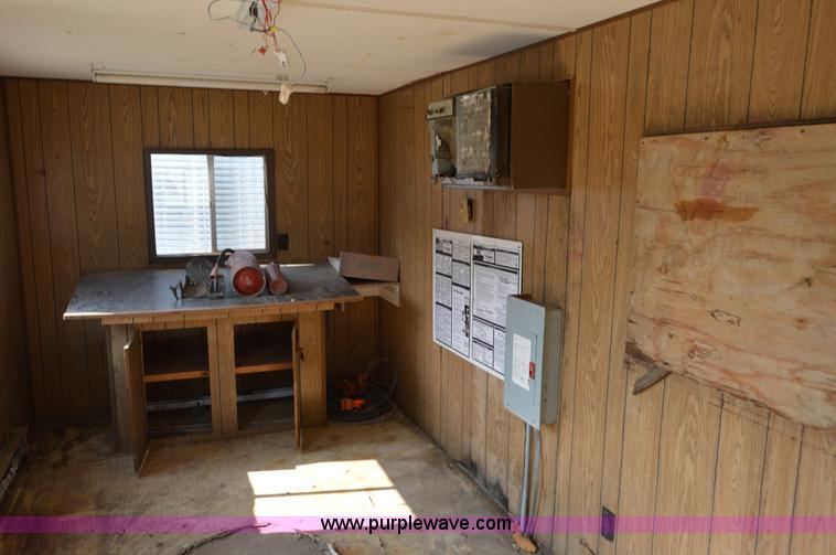 image for item H2882 1989 Technition office trailer