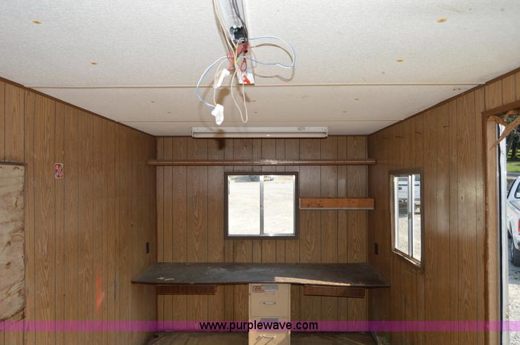 image for item H2882 1989 Technition office trailer