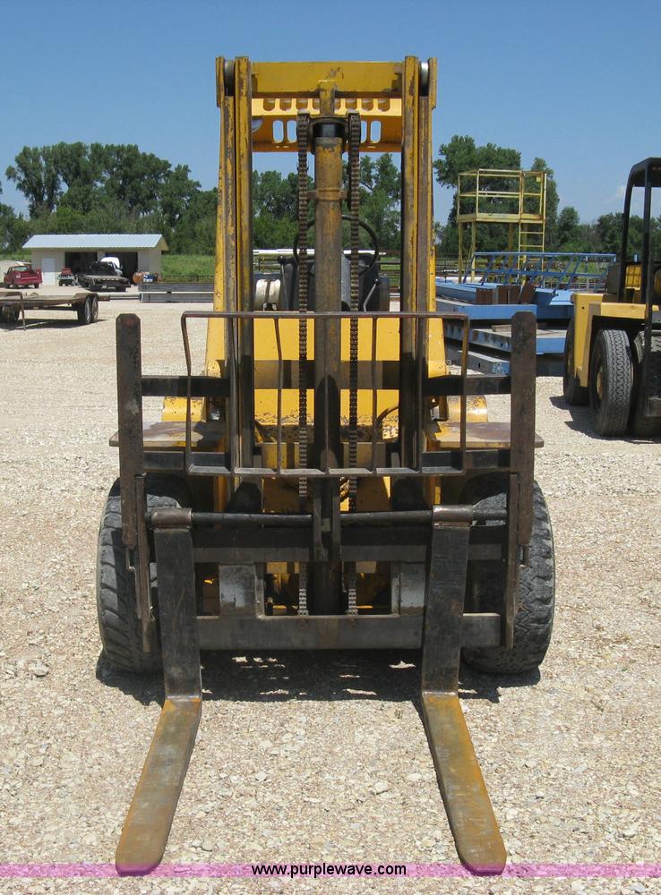 image for item H5292 Hyster rough terrain forklift