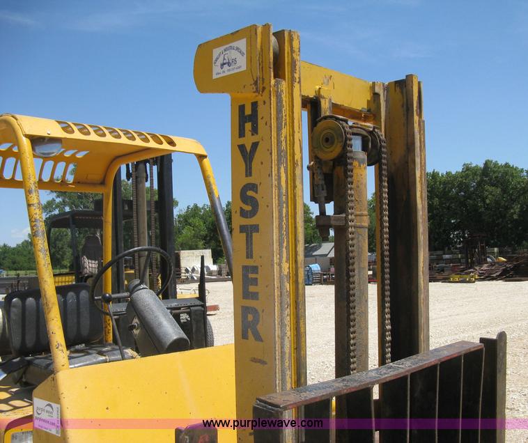 image for item H5292 Hyster rough terrain forklift