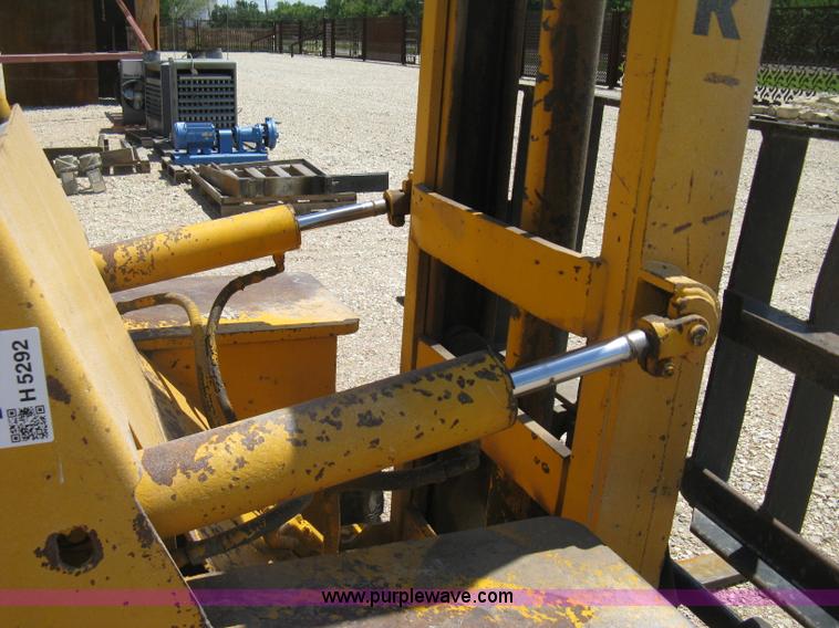 image for item H5292 Hyster rough terrain forklift