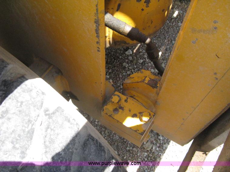 image for item H5292 Hyster rough terrain forklift