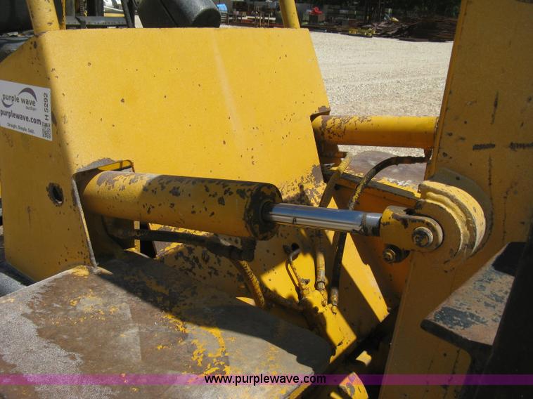 image for item H5292 Hyster rough terrain forklift